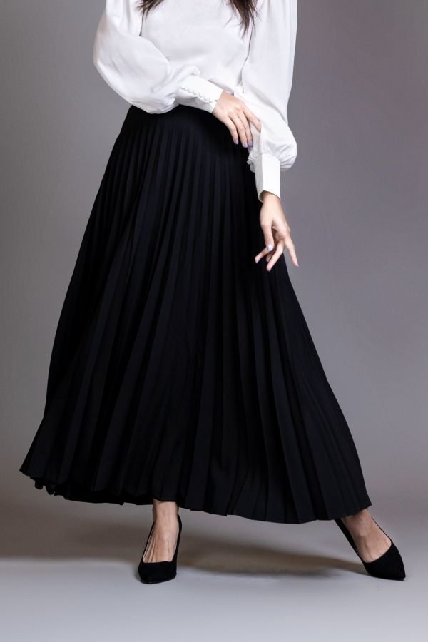Elastic Pleated Skirt -Black