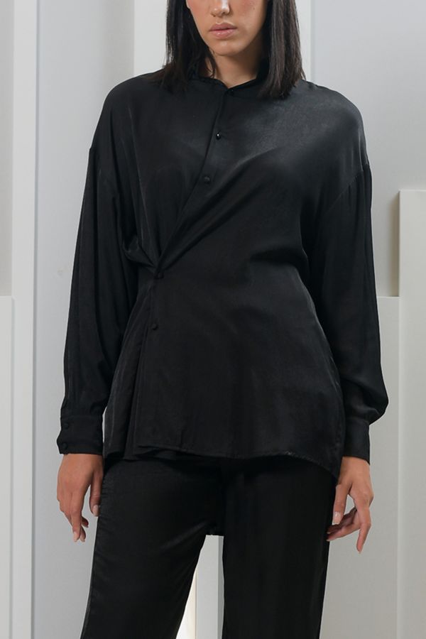 Black shirt