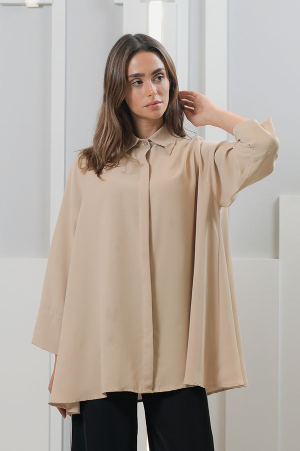 Beige shirt