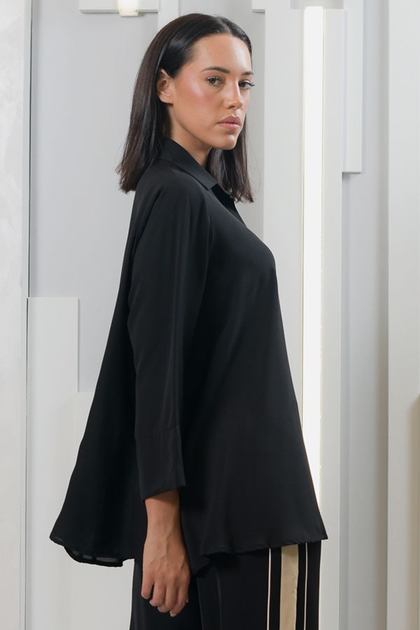 Black shirt