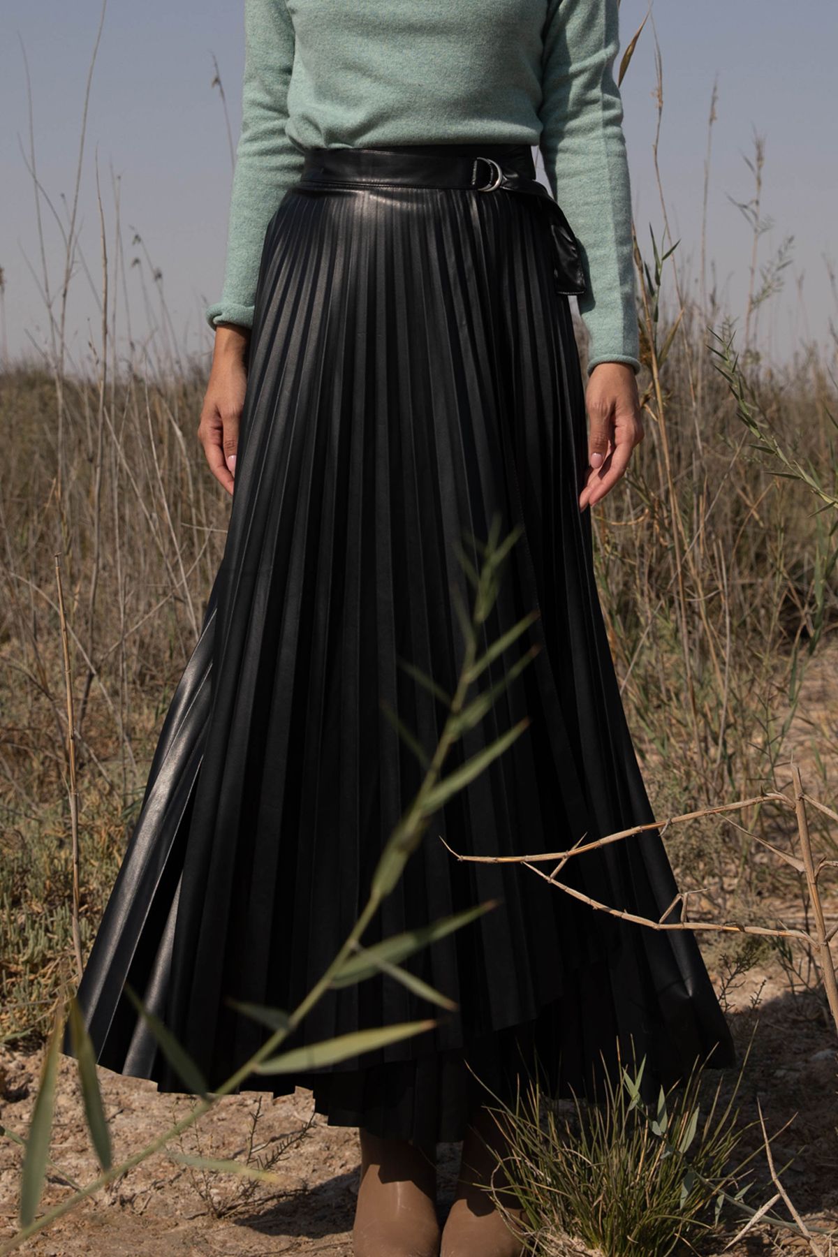 leather look pleated maxi skirt
