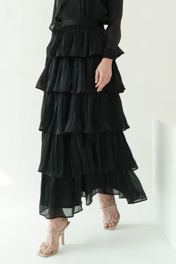 Black layered skirt