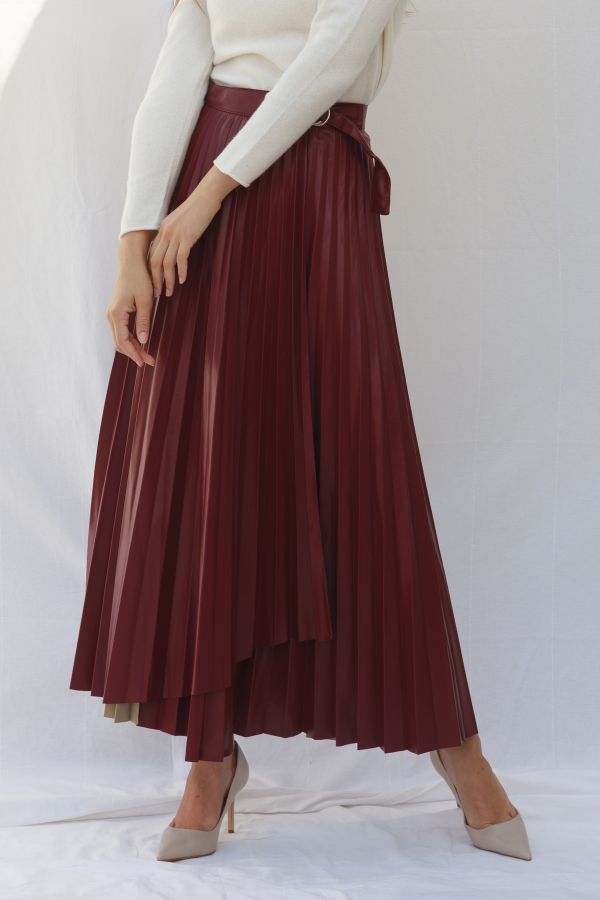 Discover more than 146 burgundy pleated skirt outfit super hot