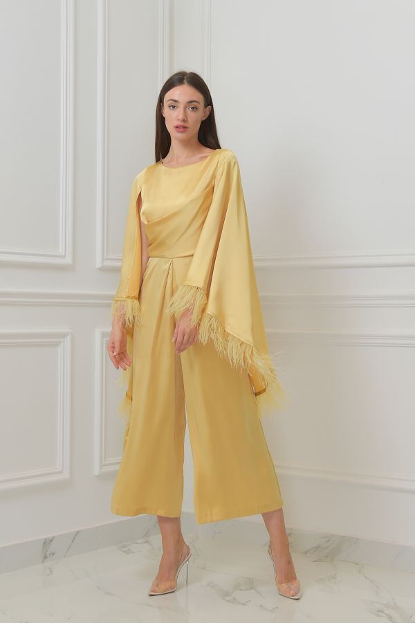 Yellow jumpsuit with sleeves outlet