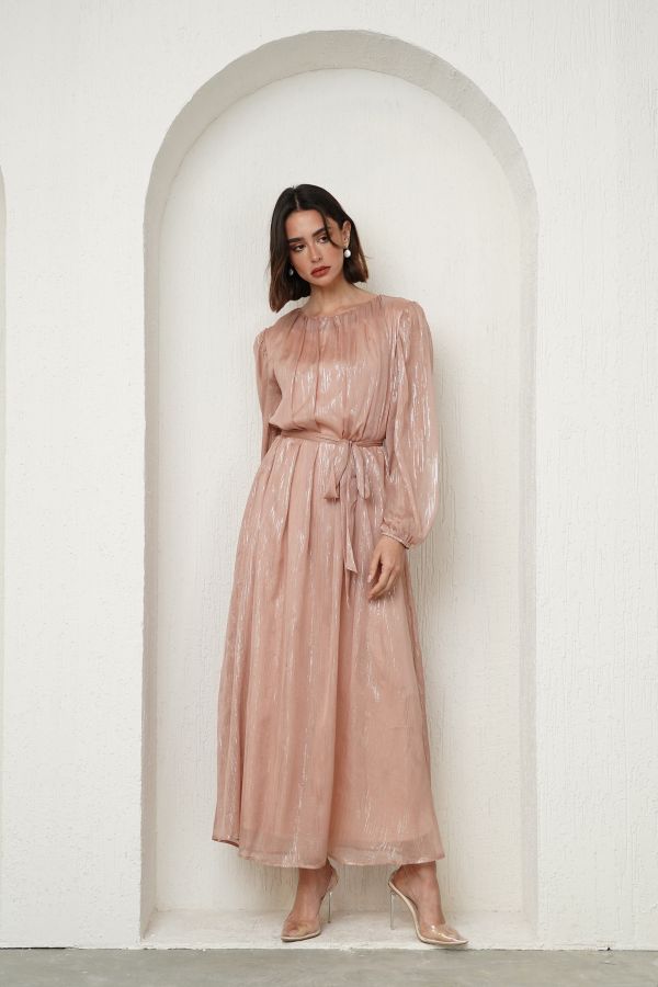 Pink dress with puff sleeves