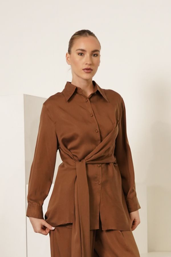 Brown shirt with tie