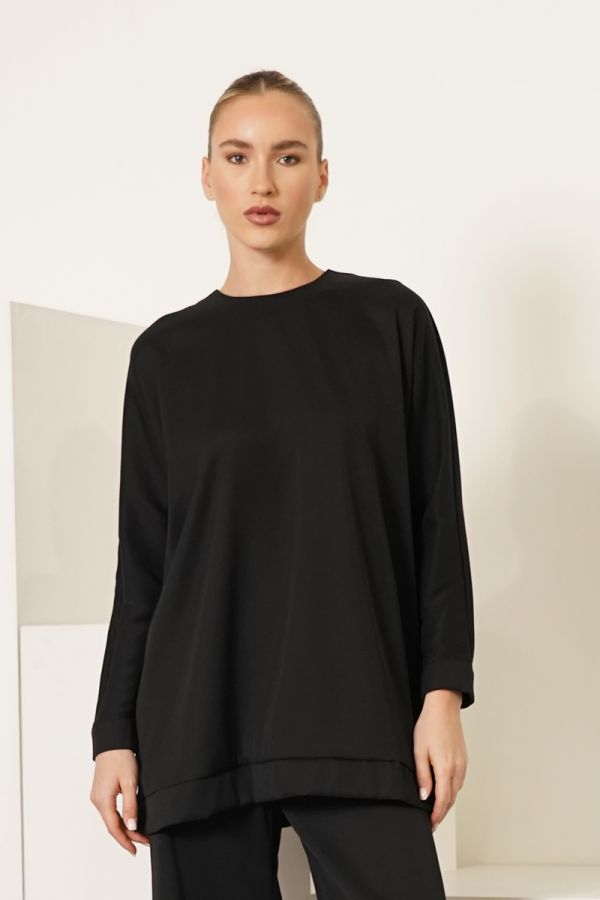 Black shirt