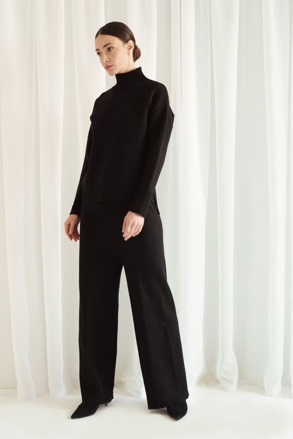 Black knitted co-ord