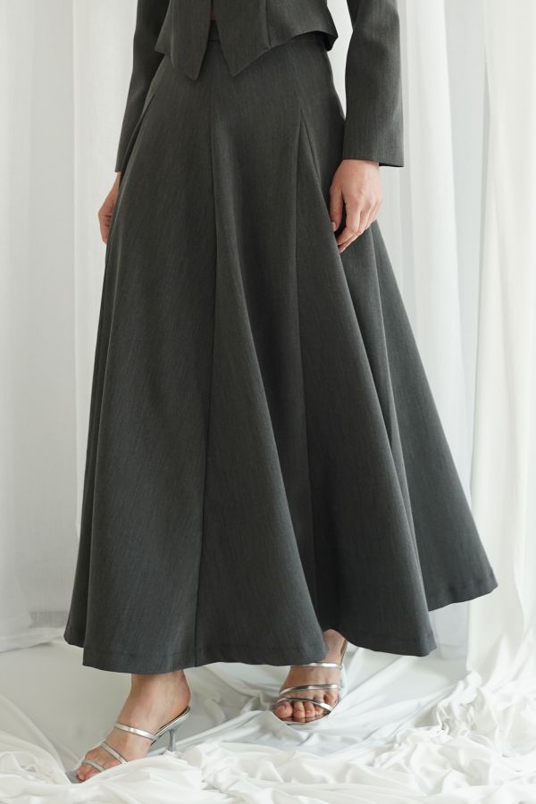 Grey skirt